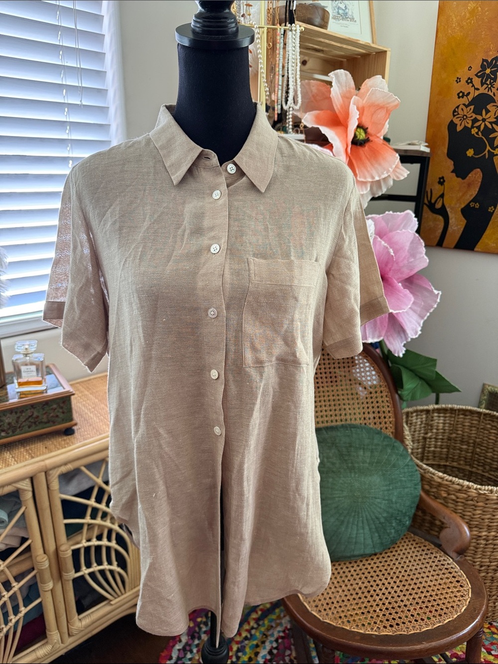 Theory Tan Linen Button Up Short Sleeve Blouse Top